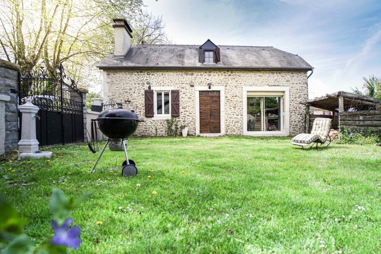 Villa Maison De Charme A Proximite De Pau - 3 - 6 P - Jardin